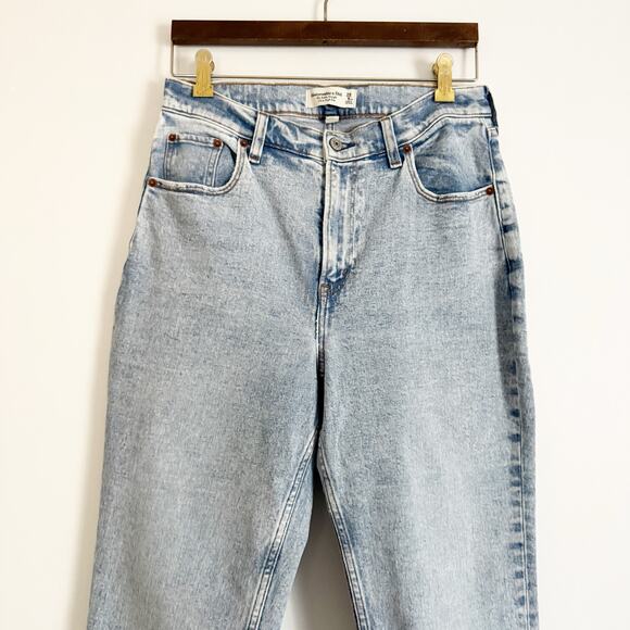 ABERCROMBIE The Ankle Straight Ultra High Rise Jeans Curve Love Light Wash 29 XS - Picture 5 of 12